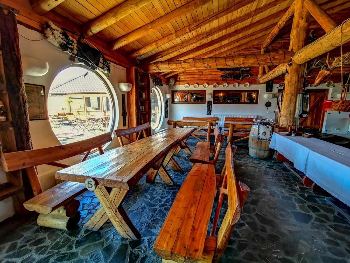 Hotel Ferma Dacilor Tohani Exterior foto
